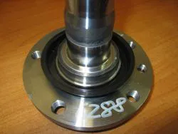 Radnabe VA 460/461 ab Achse mit groer Sicherungsschraube