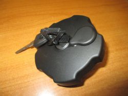 Tankverschluß / Tankdeckel groß entüftet mit Schlüssel   ohne bestimmt Schließung