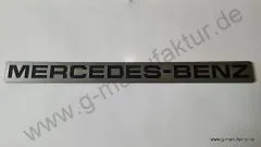 Firmenzeichen Mercedes Benz in Silber zu aufkleben